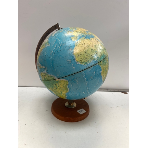 74 - George Philip & Son LTD 1971 scan-globe - Copenhagen made - teak base