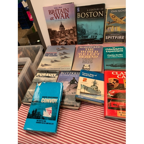 146 - Large quantity of military books inc Britain at War, Spitfire, the Collapse of the Third Republic, W... 