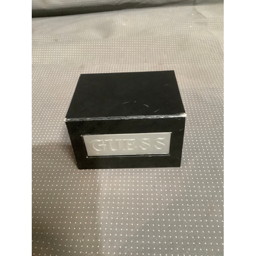 42 - Designer guess watch