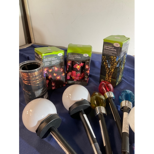 120 - Selection of string lights and solar powered lighting etc