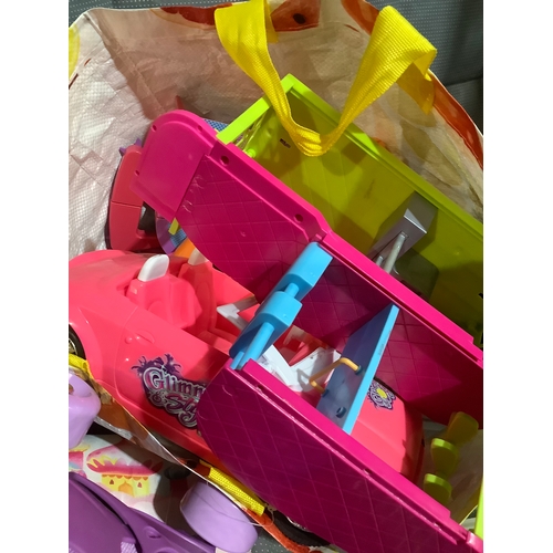 147 - Mixed children’s adjustable roller skates toys books Cindy cars furniture