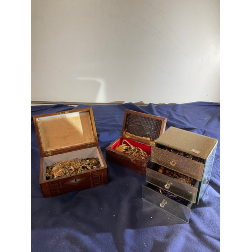 152 - Three jewellery boxes with selection of costume jewellery