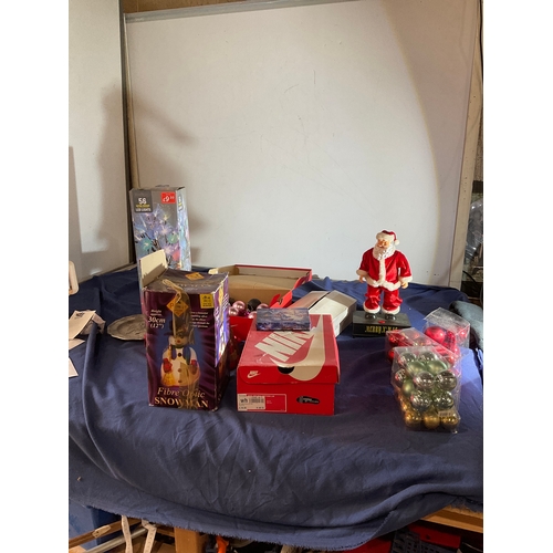172 - Mixed Christmas lot including baubles, bells, fibre optic snowman and more