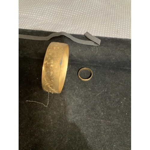 43A - Gold coloured bangle & ring