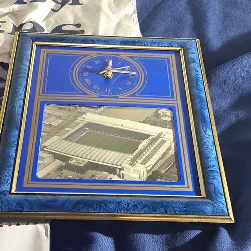 66A - Tottenham Hotspur lot. Includes Flag from 1991 cup, clock and single quilt cover set, 2018 & 2019 ca... 