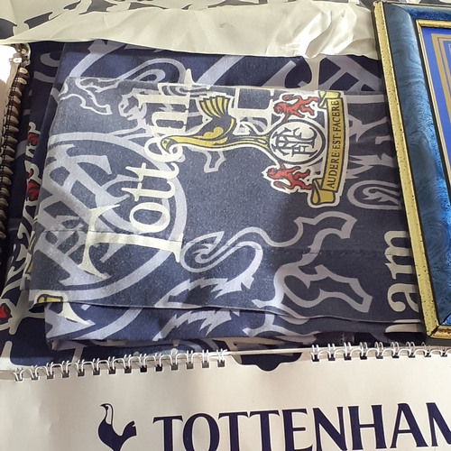 66A - Tottenham Hotspur lot. Includes Flag from 1991 cup, clock and single quilt cover set, 2018 & 2019 ca... 