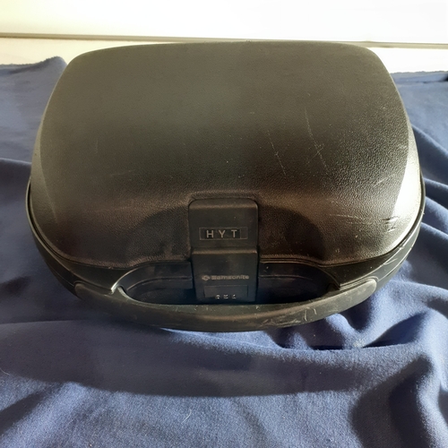 64A - Samsonite hard shell vanity box. Unlocked combination lock. Overall good condition.