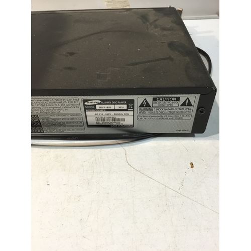 7 - JVC HR-S7500EK Video Recorder and Samsung BD-P1620 Blu-Ray player - untested