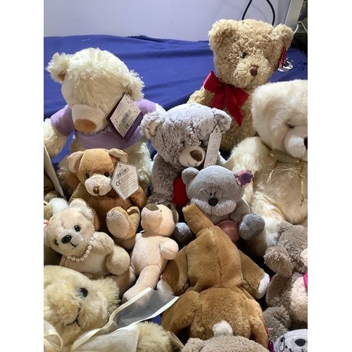 45 - Collection of cuddly toys