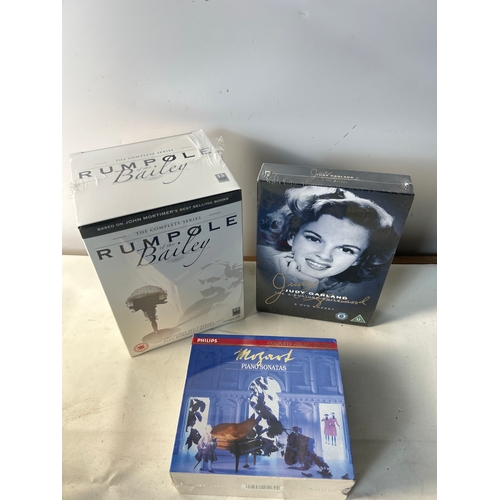 208 - Box set of the Rumpole of the Old Bailey, Judy Garlands signature box set and piano sonatas