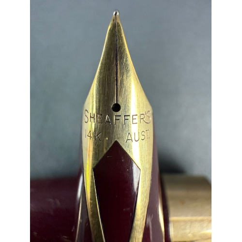 302 - Sheaffer pen with 14ct gold nib