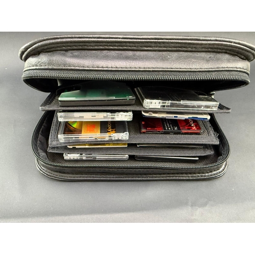 328 - Quantity of recordable mini discs in carry case