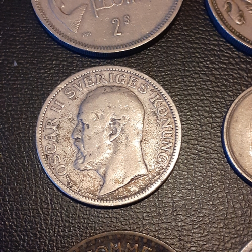 311A - Silver and other collectible coins to include 1906 Krone (eb), 1923 2 Franc coin, 1945 2 Francs and ... 