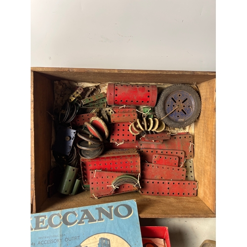 182 - A very old collection of vintage Meccano with a Meccano accessory outfit