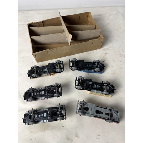 183 - Set of 6 No25 French Meccano Dinky toy die cast vehicles with original box