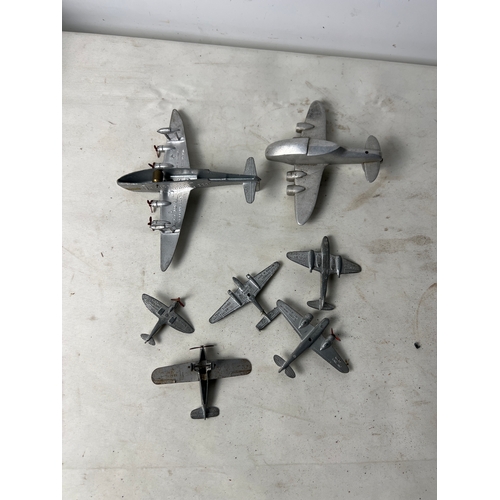 187 - Quantity of mainly Dinky metal airplane toys