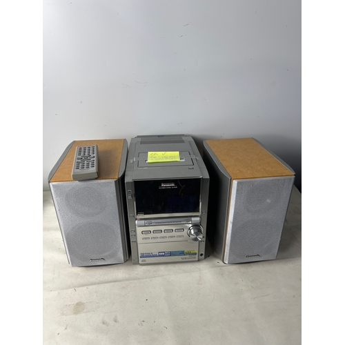 189 - Panasonic SA-PM28 5 disc stereo - cd works - tape needs attention - with remote