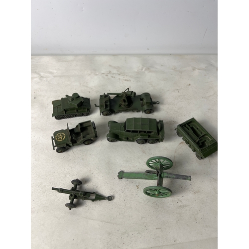 192 - Dinky toys military vehicles, tanks and guns
