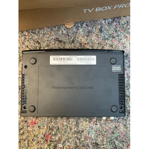 2x EE TV Box pro