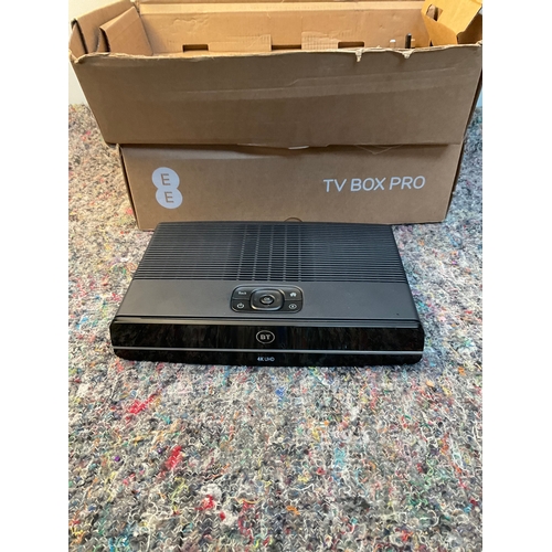 2x EE TV Box pro