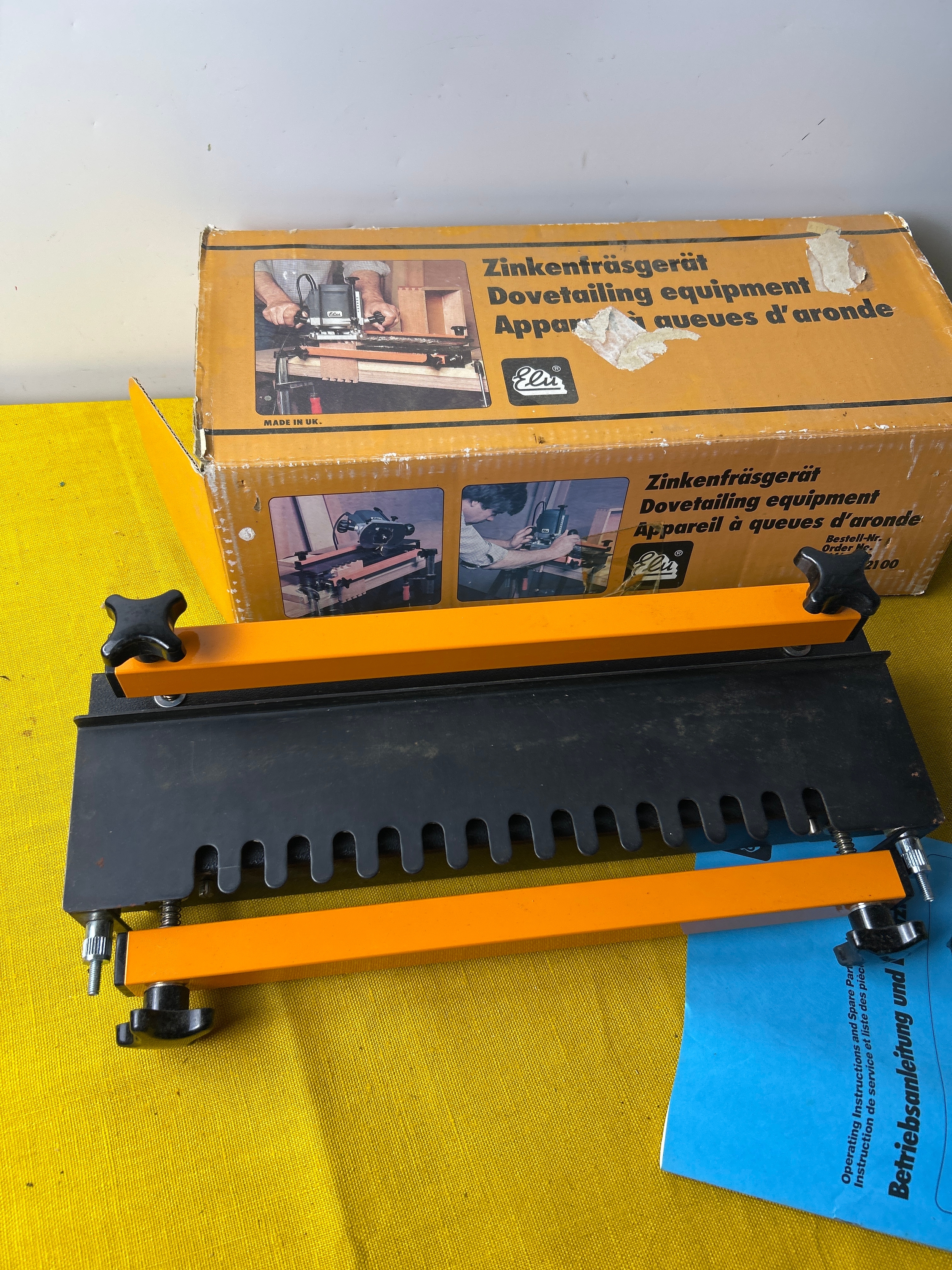 Elu router jig with box