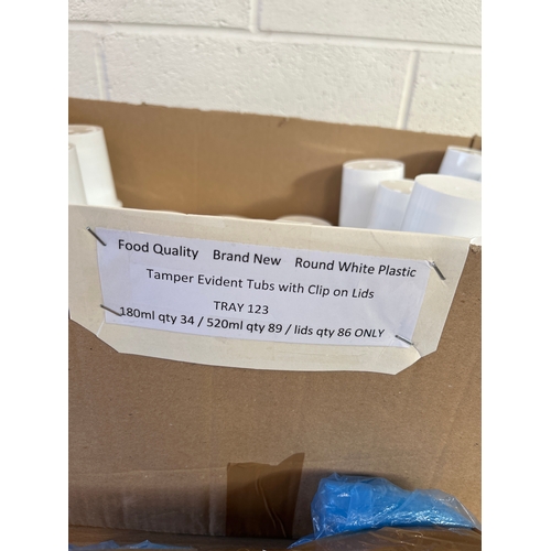 103 - Quantity of brand new food containers - Tamper evident tubs 123 with lids