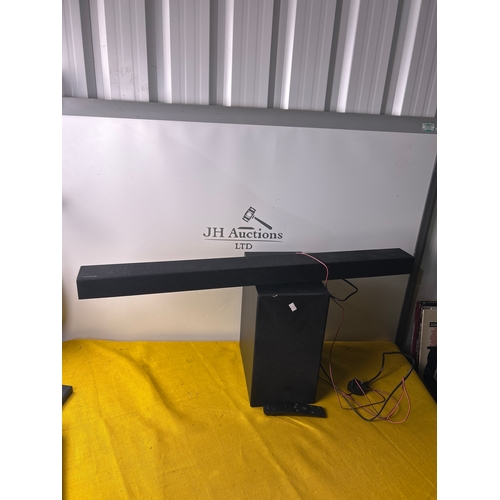 81 - Samsung wireless soundbar with subwoofer  & remote