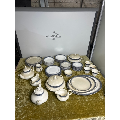 117 - Very large quantity of Royal Doulton Sherbrooke pattern dinner service