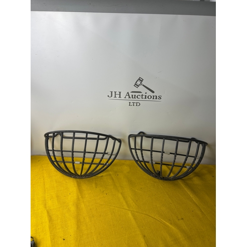 Lot 163       