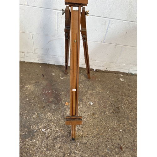 Wooden artists easel