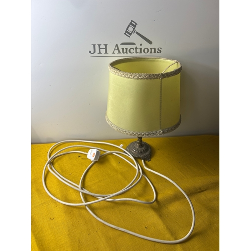 82 - Onyx table lamp with shade - 40cm tall