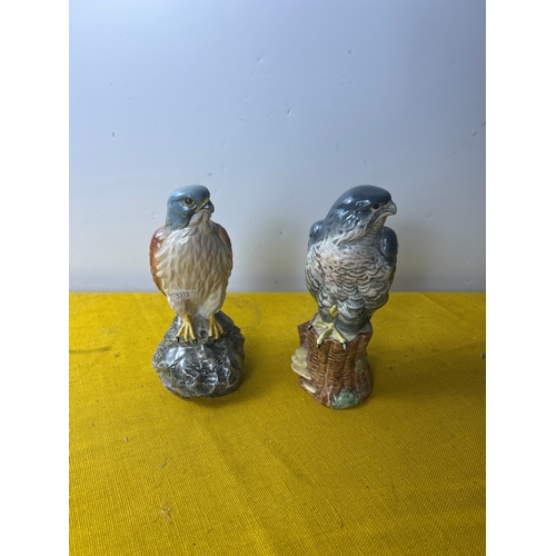 92 - Peregrine falcon and Kestrel Beneagles Beswick scotch whisky decanters - sealed with whiskey inside