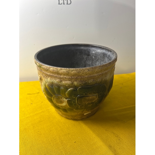 95 - West German 887-22 planter - 22cm diameter