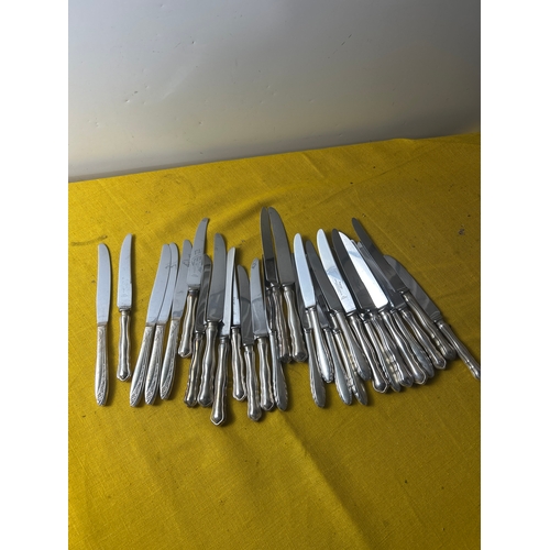 97 - Set of James Dixon & Sons knives in good overall condition