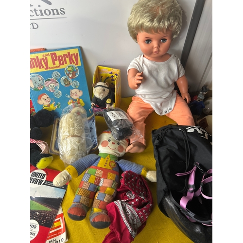 113 - Mixed lot inc annuals, football annuals, dolls, toys and more