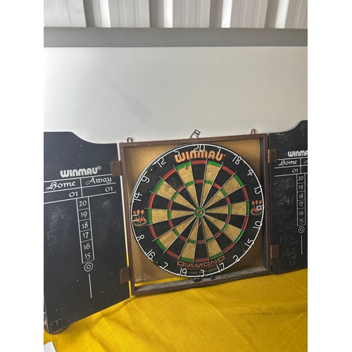 117 - Winmau diamond dartboard with scoring display board