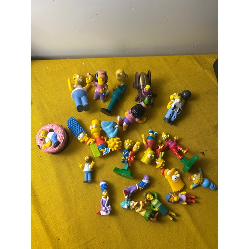 30 - Quantity of 90s and 00s Fox & other Simpsons miniature plastic characters