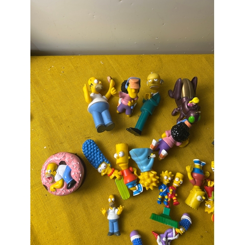 30 - Quantity of 90s and 00s Fox & other Simpsons miniature plastic characters