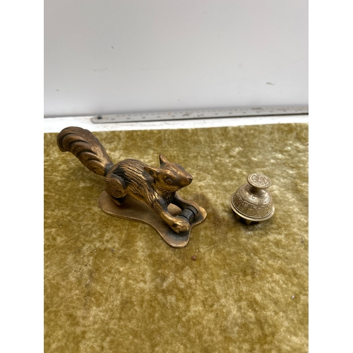 Lot 5         