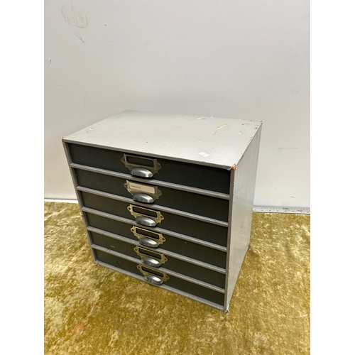 Lot 23        
