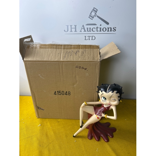 Lot 44        