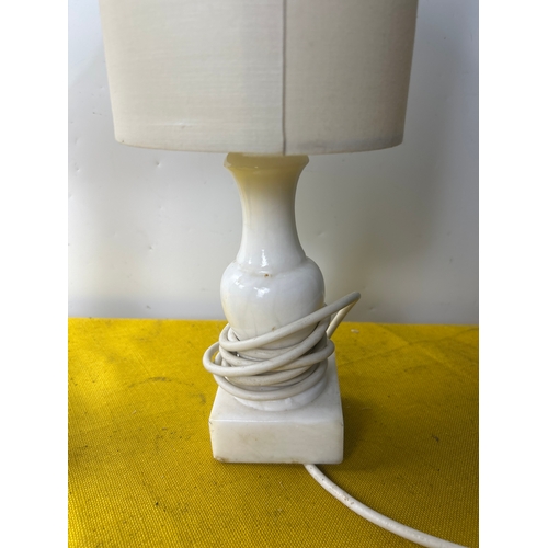 60 - Brass effect and onyx table lamps with shades