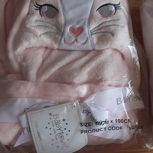 38 - Pink one size baby towel and two cot blankets