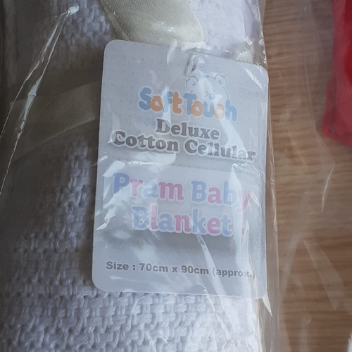 14 - Girls baby bundle. Blankets, hooded bath wrap - one size and 0-3 month baby gro