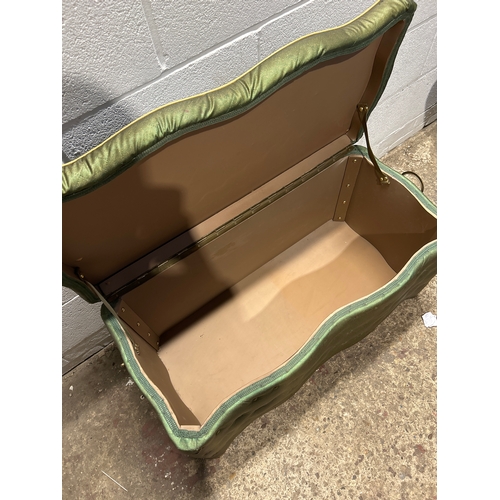 Vintage green studded ottoman - Wx 85, Dx 40, Wx 40cm
