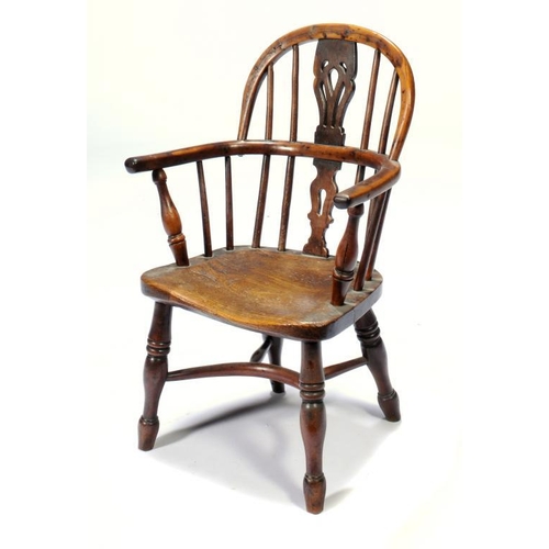 1392 - A VICTORIAN YEW WOOD CHILD'S WINDSOR CHAIR, EAST MIDLANDS REGION, C1850   with elm seat, 67cm h... 