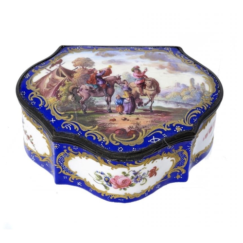 491 - A FRENCH ENAMEL CASKET, EARLY 20TH C  the lid painted in the style of Philips Wouwerman with a caval... 