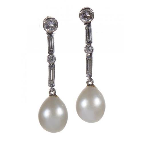 104 - A PAIR OF PEARL AND DIAMOND EARRINGS in white gold, fully articulated, drop 30mm, 5.3g