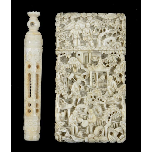 233 - A CHINESE EXPORT CARVED IVORY CARD CASE AND COVER, 8CM H, MID 19TH C AND PART OF A VICTORIAN BONE BO... 