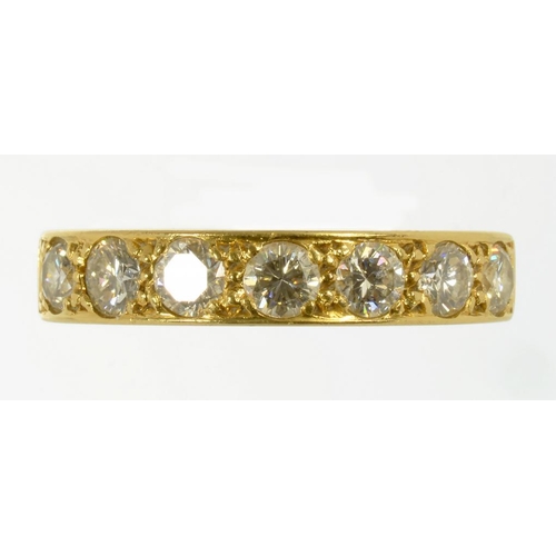 25 - A DIAMOND RING, IN 18CT GOLD, SHEFFIELD 1978, 3.9G